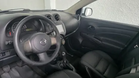 NISSAN Versa Sedan 1.6 16V 4P FLEX SV, Foto 4