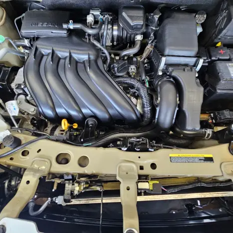 NISSAN Versa Sedan 1.6 16V 4P SL FLEX XTRONIC AUTOM�TICO CVT, Foto 18