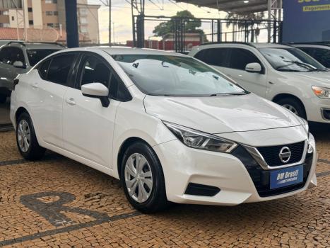 NISSAN Versa Sedan 1.6 16V 4P FLEX SENSE XTRONIC AUTOM�TICO CVT, Foto 3