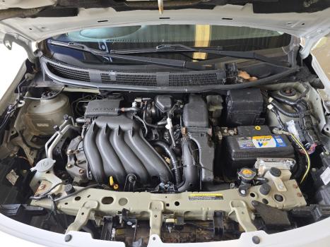 NISSAN Versa Sedan 1.6 16V 4P SV FLEX XTRONIC AUTOM�TICO CVT, Foto 18