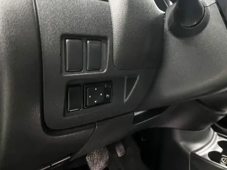 NISSAN Versa Sedan 1.6 16V 4P SV FLEX XTRONIC AUTOM�TICO CVT, Foto 11