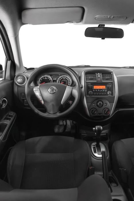 NISSAN Versa Sedan 1.6 16V 4P FLEX SV, Foto 6