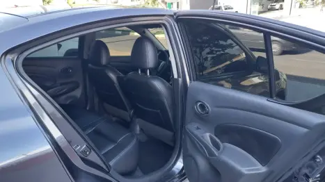 NISSAN Versa Sedan 1.0 12V 4P FLEX V-DRIVE, Foto 7