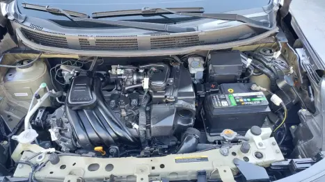 NISSAN Versa Sedan 1.0 12V 4P FLEX V-DRIVE, Foto 11