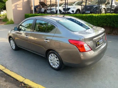 NISSAN Versa Sedan 1.6 16V 4P FLEX SV, Foto 5