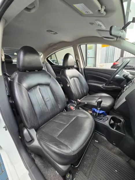 NISSAN Versa Sedan 1.6 16V 4P UNIQUE FLEX, Foto 13