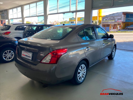 NISSAN Versa Sedan 1.6 16V 4P FLEX SV, Foto 4
