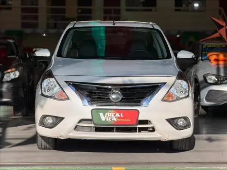 NISSAN Versa Sedan 1.6 16V 4P UNIQUE FLEX XTRONIC AUTOM�TICO CVT, Foto 2