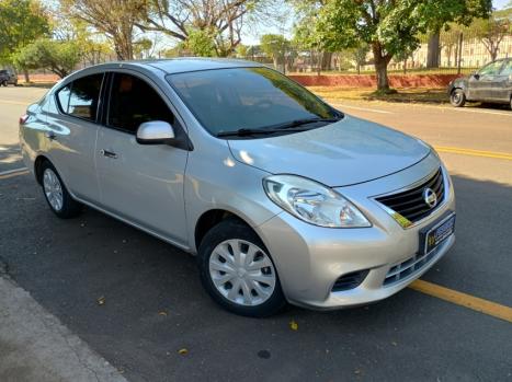 NISSAN Versa Sedan 1.6 16V 4P FLEX SV, Foto 4