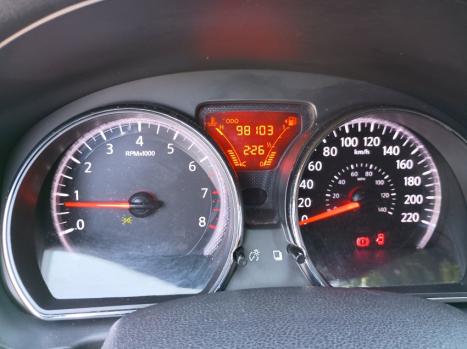NISSAN Versa Sedan 1.6 16V 4P FLEX SV, Foto 12