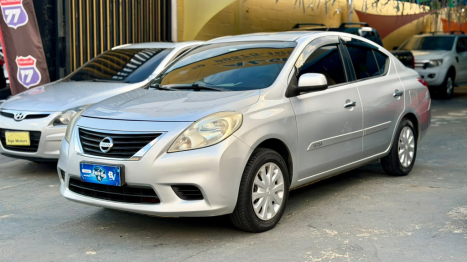 NISSAN Versa Sedan 1.6 16V 4P FLEX SV, Foto 4