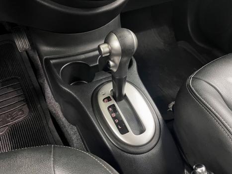 NISSAN Versa Sedan 1.6 16V 4P FLEXSTART V-DRIVE PREMIUM XTRONIC AUTOMÁTICO CVT, Foto 17