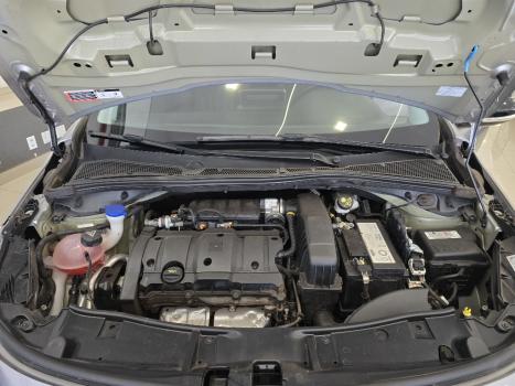 PEUGEOT 2008 1.6 16V FLEX ROADTRIP AT6 AUTOM�TICO, Foto 18
