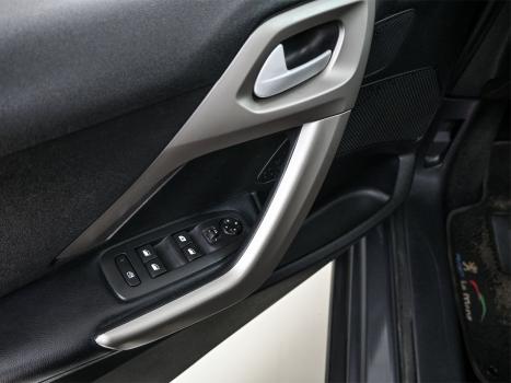 PEUGEOT 2008 1.6 16V 4P FLEX ALLURE AUTOMÁTICO, Foto 12