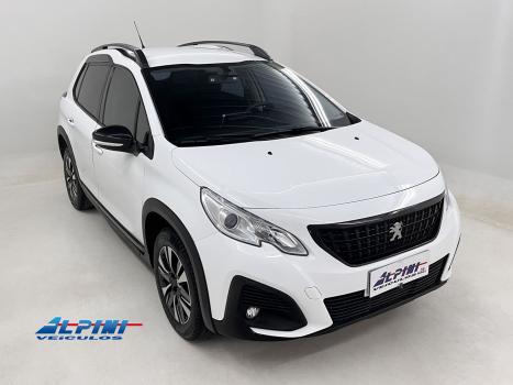 PEUGEOT 2008 , Foto 2