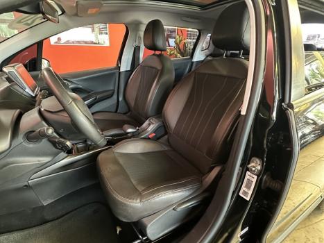 PEUGEOT 2008 , Foto 5