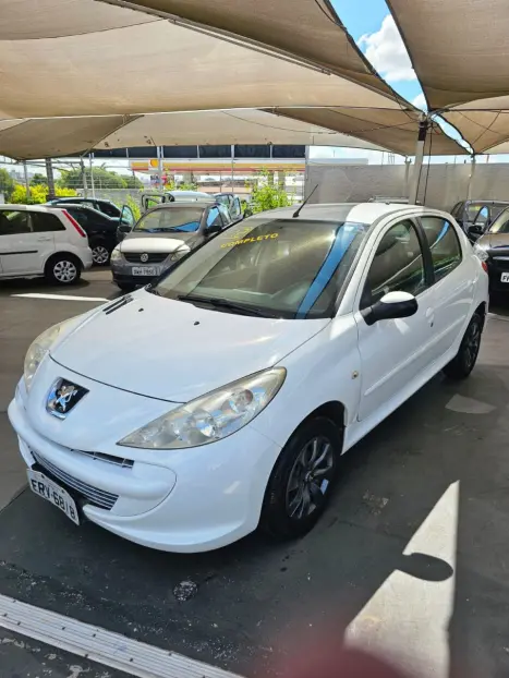 PEUGEOT 207 Hatch 1.4 4P XR FLEX, Foto 2