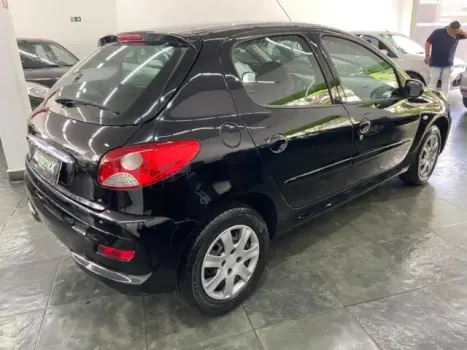 PEUGEOT 207 Hatch 1.4 4P ACTIVE FLEX, Foto 3