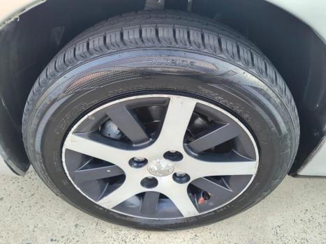 PEUGEOT 207 Hatch 1.6 16V 4P QUIKSILVER FLEX, Foto 6
