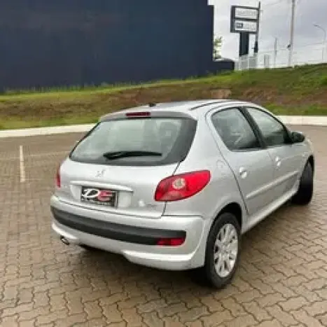 PEUGEOT 207 Hatch 1.4 XRS FLEX, Foto 3
