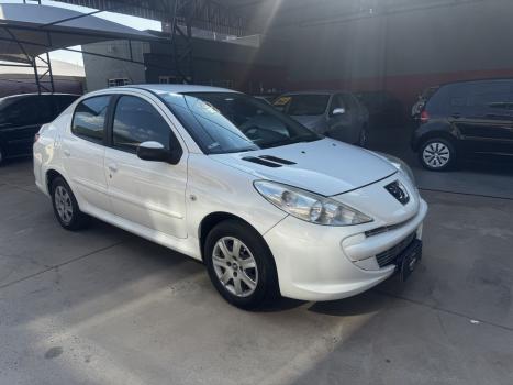 PEUGEOT 207 Sedan 1.4 4P PASSION XR FLEX, Foto 1