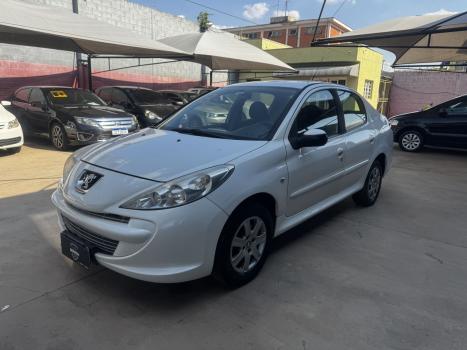 PEUGEOT 207 Sedan 1.4 4P PASSION XR FLEX, Foto 2