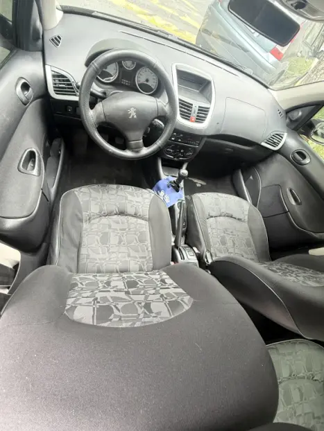 PEUGEOT 207 Sedan 1.4 4P PASSION XR FLEX, Foto 6