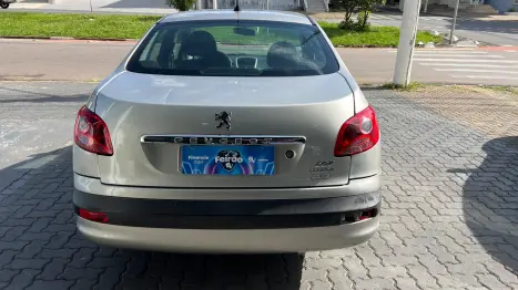 PEUGEOT 207 Sedan 1.4 4P PASSION XR FLEX, Foto 7