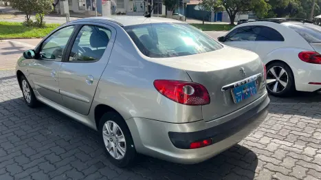 PEUGEOT 207 Sedan 1.4 4P PASSION XR FLEX, Foto 8