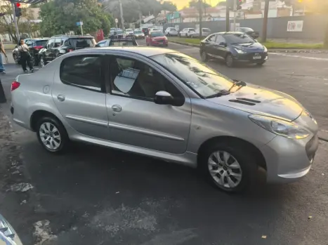 PEUGEOT 207 Sedan 1.4 4P PASSION XR FLEX, Foto 3
