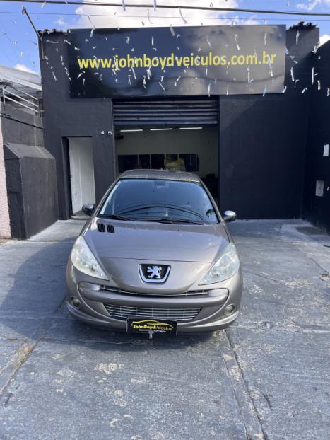 PEUGEOT 207 Sedan 1.4 4P PASSION XR FLEX, Foto 2