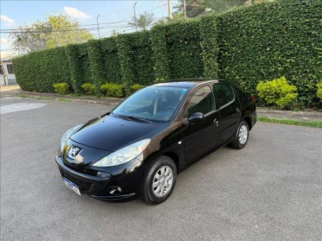 PEUGEOT 207 Sedan , Foto 3