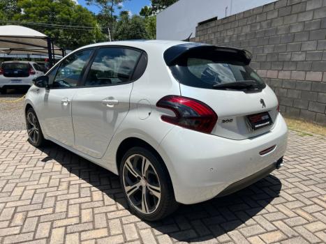 PEUGEOT 208 1.6 16V 4P THP TURBO GT, Foto 10