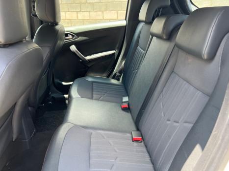 PEUGEOT 208 1.6 16V 4P THP TURBO GT, Foto 14