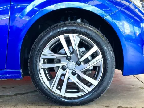 PEUGEOT 208 1.6 16V 4P FLEX ALLURE AT6 AUTOM�TICO, Foto 24