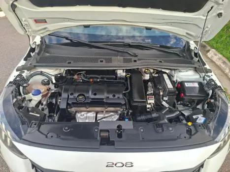 PEUGEOT 208 1.6 16V 4P FLEX GRIFFE AT6 AUTOM�TICO, Foto 18