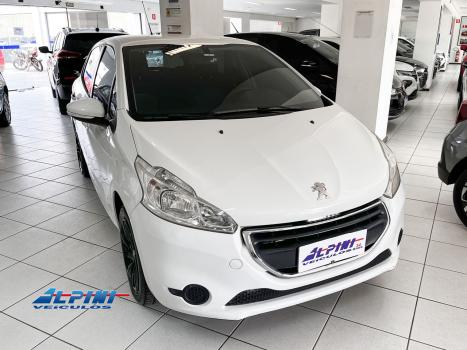 PEUGEOT 208 , Foto 2