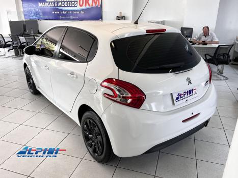 PEUGEOT 208 , Foto 4