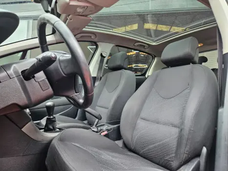 PEUGEOT 308 1.6 16V 4P FLEX ACTIVE, Foto 7 PEUGEOT 308 1.6 16V 4P FLEX ACTIVE, Foto 7