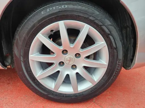 PEUGEOT 308 1.6 16V 4P FLEX ACTIVE, Foto 19 PEUGEOT 308 1.6 16V 4P FLEX ACTIVE, Foto 19