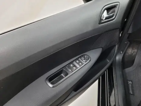 PEUGEOT 308 1.6 16V 4P ALLURE BUSINESS THP TURBO AUTOM�TICO, Foto 11