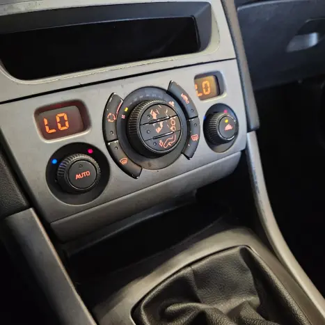 PEUGEOT 308 1.6 16V 4P FLEX QUICKSILVER, Foto 17