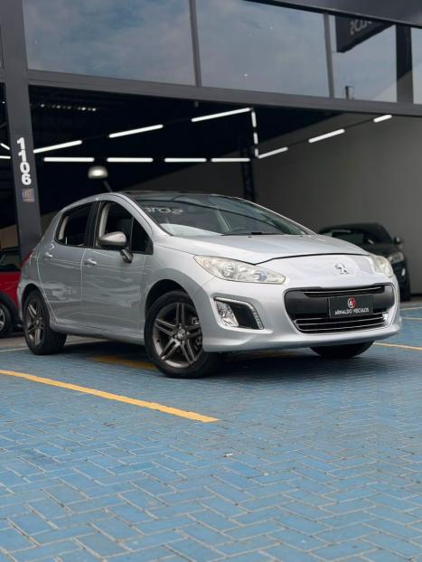 PEUGEOT 308 1.6 16V 4P GRIFFE THP TURBO AUTOM�TICO, Foto 3