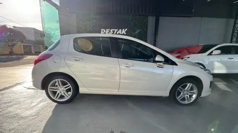PEUGEOT 308 2.0 16V 4P FLEX ALLURE AUTOMÁTICO, Foto 5 PEUGEOT 308 2.0 16V 4P FLEX ALLURE AUTOMÁTICO, Foto 5