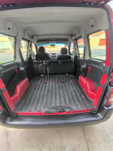 PEUGEOT Partner 1.6 16V 4P FLEX ESCAPADE PACK, Foto 13