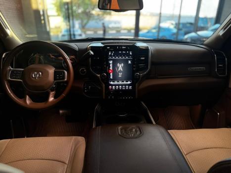 RAM 2500 6.7 I6 24V SLT CABINE DUPLA TURBO DIESEL LARAMIE 4X4 AUTOMTICO, Foto 14