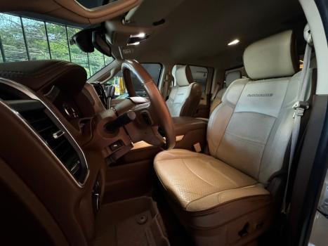 RAM 2500 6.7 I6 24V SLT CABINE DUPLA TURBO DIESEL LARAMIE 4X4 AUTOMTICO, Foto 16