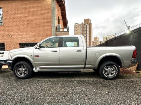 RAM 2500 6.7 I6 24V SLT CABINE DUPLA TURBO DIESEL LARAMIE 4X4 AUTOM�TICO, Foto 4