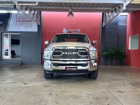 RAM 2500 6.7 I6 24V SLT CABINE DUPLA TURBO DIESEL LARAMIE 4X4 AUTOM�TICO, Foto 3