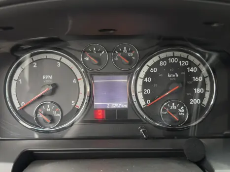 RAM 2500 6.7 I6 24V SLT CABINE DUPLA TURBO DIESEL LARAMIE 4X4 AUTOM�TICO, Foto 8